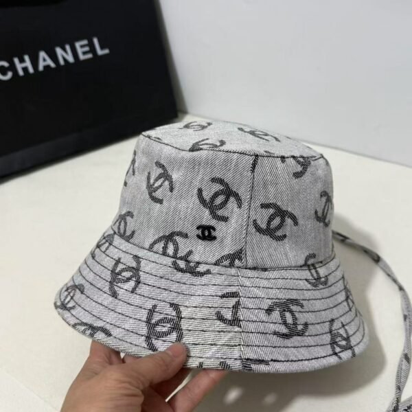Chanel bucket hat