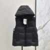 MaxMara The latest autumn and winter simple hooded down vest H version design