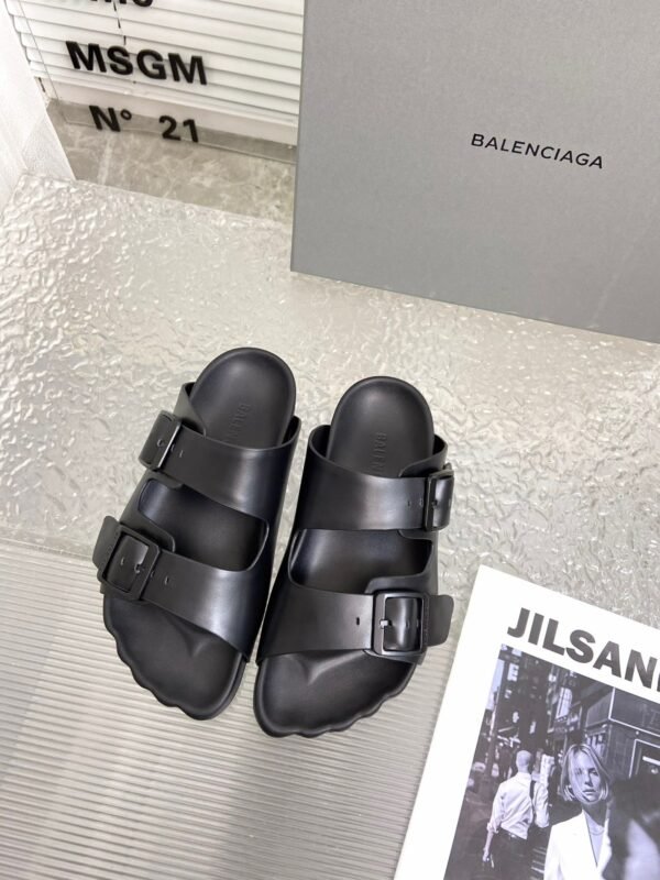 Balenciaga Sunday Mule couple’s five-toe series slippers made of genuine cowhide