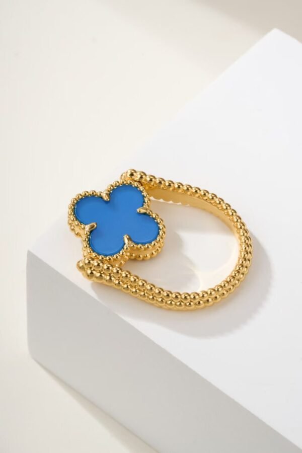 Van Cleef & Arpels double-sided rotatable ring, rose gold carnelian model, gold blue chalcedony model（5-8）