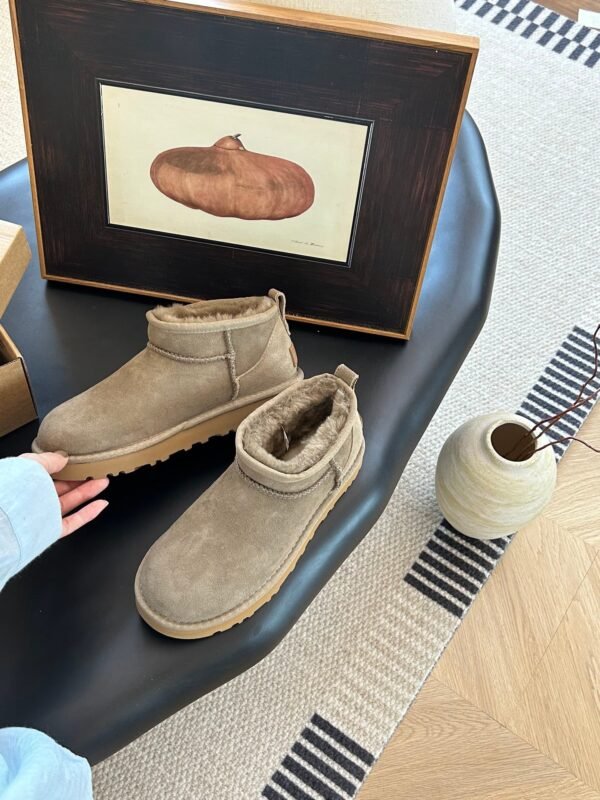 UGG autumn and winter classic mini short boots comfortable short tube