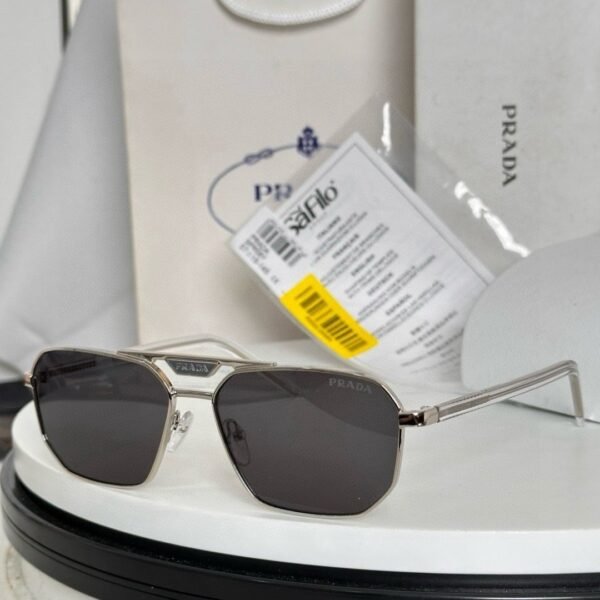PRADA sunglasses high-end version SIZE: 57-15-145