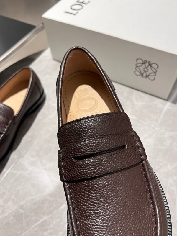 Loewe men’s casual leather shoes high-end version of cowhide material