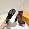 Louis Vuitton catwalk high heels lined with sheepskin material high-end version