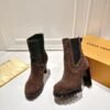 Louis Vuitton catwalk high heels lined with sheepskin material high-end version