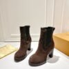 Louis Vuitton catwalk high heels lined with sheepskin material high-end version