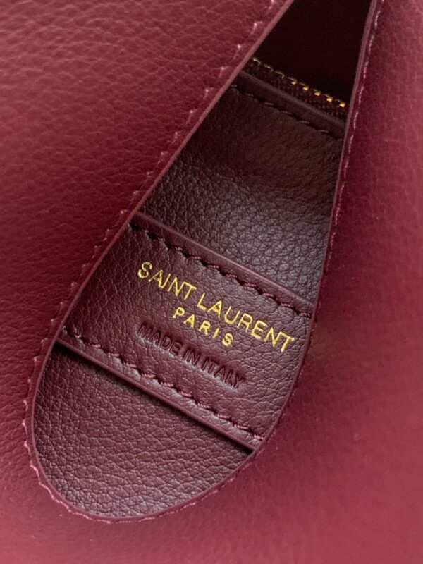 YSL New autumn and winter underarm bag classic catwalk style handbag advanced version 23x22x8cm