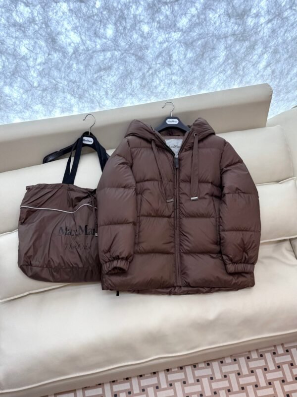 MaxMara New winter down jacket high quality version 90% goose down down jacket premium version