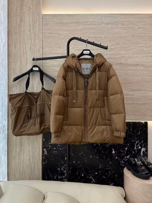MaxMara New winter down jacket high quality version 90% goose down down jacket premium version