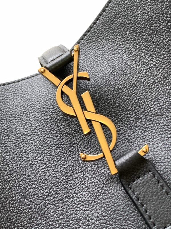 YSL New autumn and winter underarm bag classic catwalk style handbag advanced version 30X31X13cm