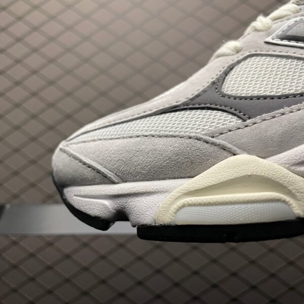 New Balance 9060 sneakers