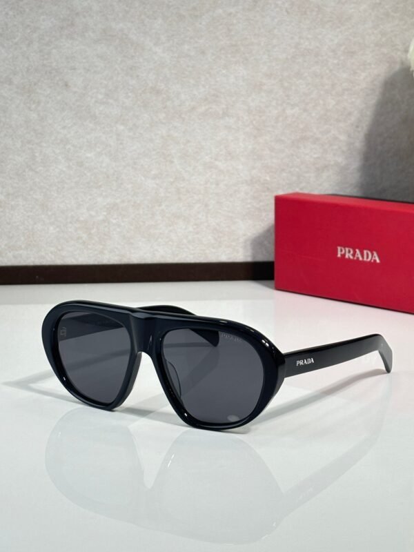 PRADA sunglasses high-end version SIZE: 56-13-145