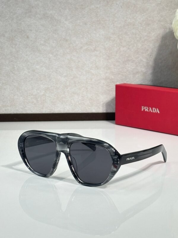 PRADA sunglasses high-end version SIZE: 56-13-145