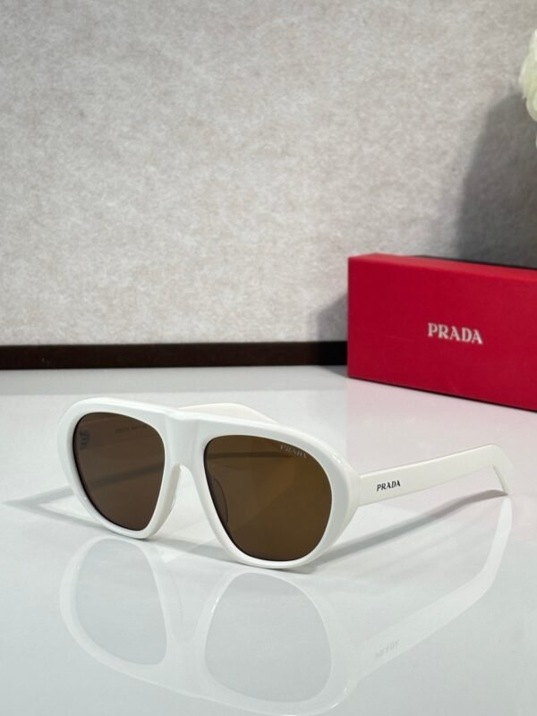 PRADA sunglasses high-end version SIZE: 56-13-145
