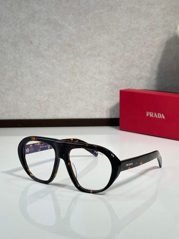 PRADA sunglasses high-end version SIZE: 56-13-145