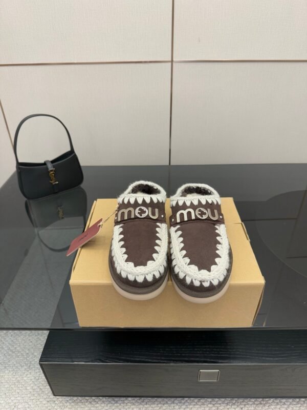MOU New autumn and winter Jinkou thick-soled wool slippers with wool lining