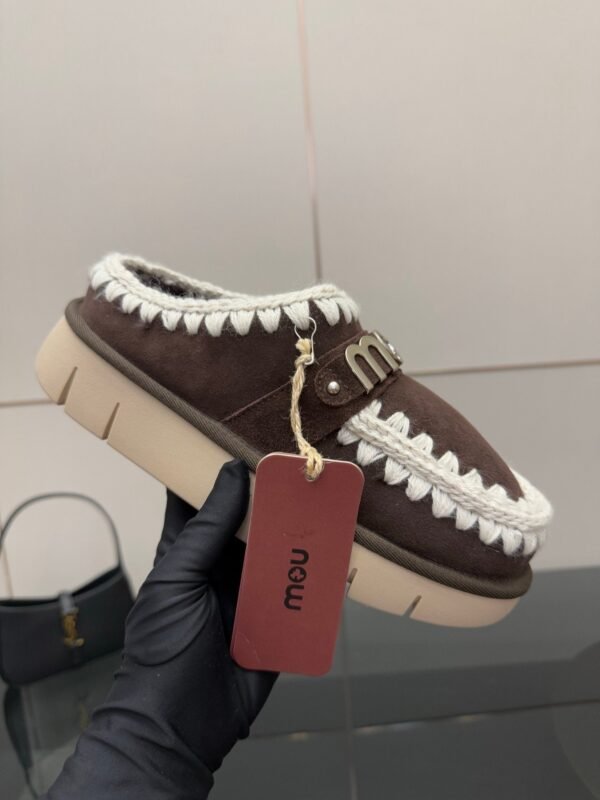 MOU New autumn and winter Jinkou thick-soled wool slippers with wool lining