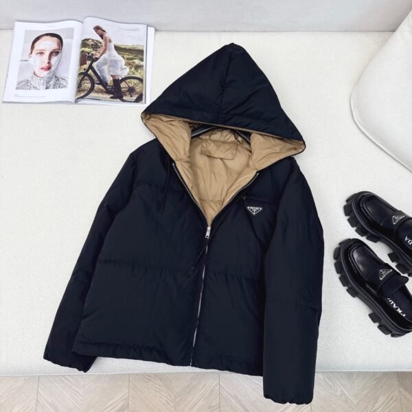 PRADA’s high-quality 2025 new down jacket