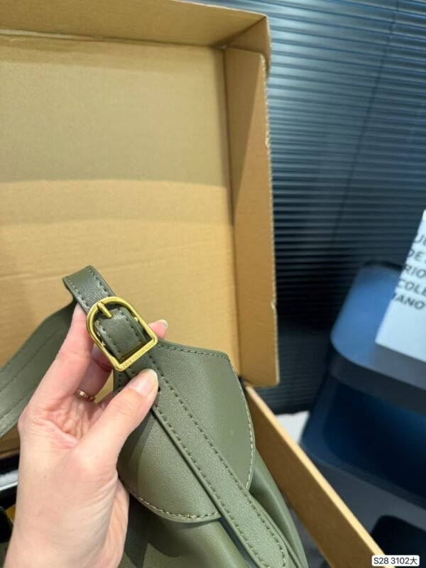 Ralph Lauren crossbody bag, 37*28cm