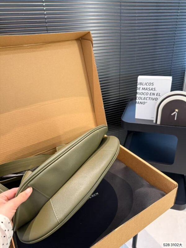 Ralph Lauren crossbody bag, 37*28cm