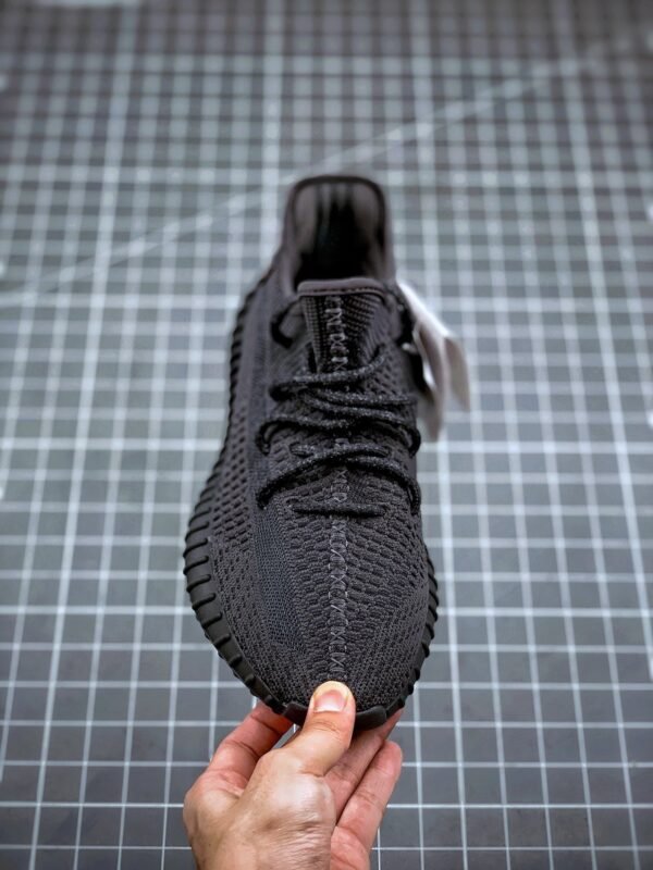 Adidas Yeezy Boost 350 Premium version of athletic shoes 1:1