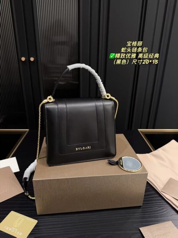 Bulgari,  women’s crossbody bag 20*15cm
