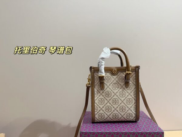 Tory Burch sheet music bag