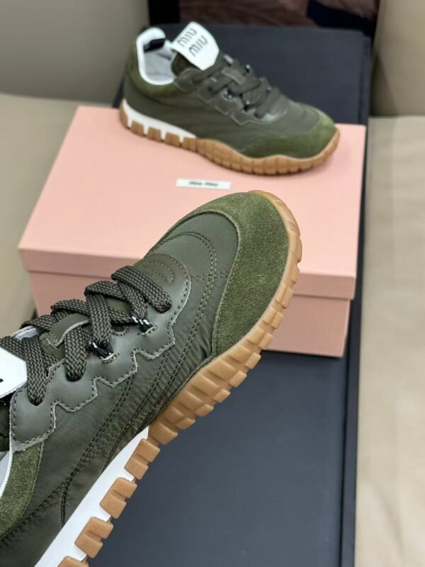 Miumiu casual sports shoes