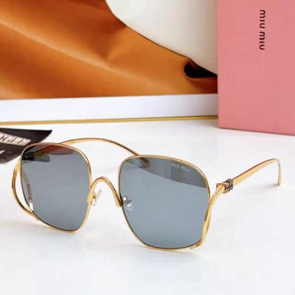 MIUMIU fashion sunglasses
