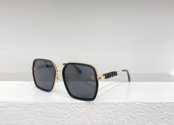 Chanel fashion sunglasses