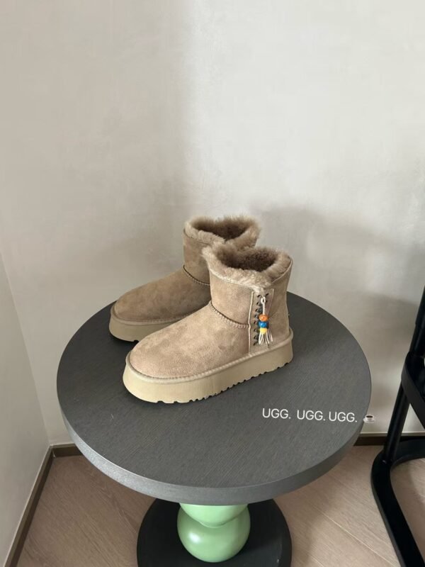 UGG women’s snow boots