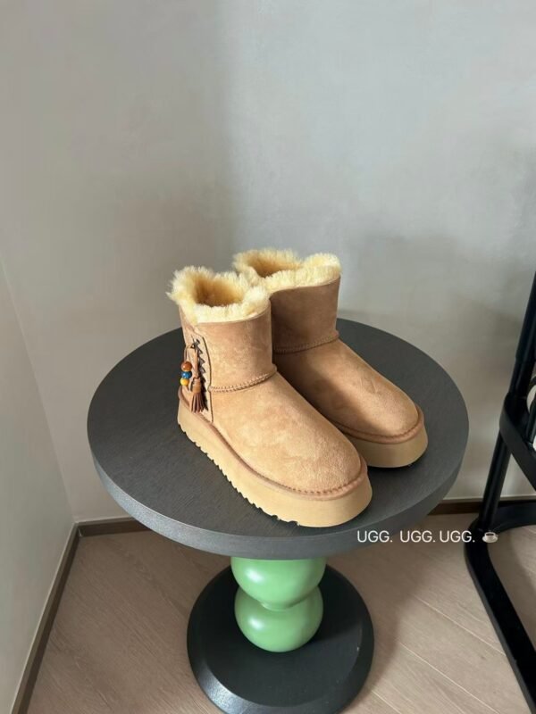 UGG women’s snow boots