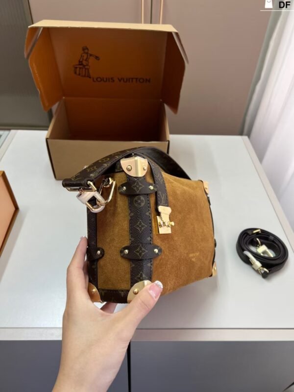 Louis Vuitton handbags, crossbody bags, underarm bags