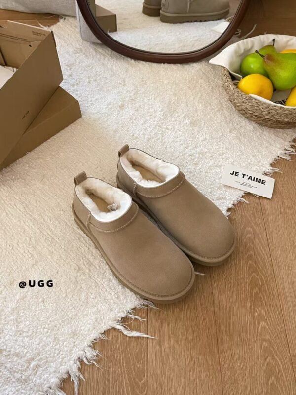 UGG shoes