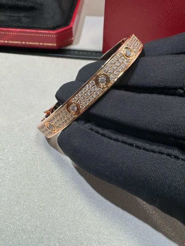Cartier wide starry sky Love bracelet, high-end version, 1:1 quality