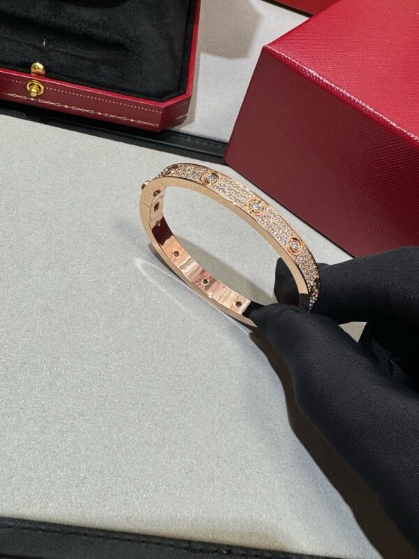 Cartier wide starry sky Love bracelet, high-end version, 1:1 quality