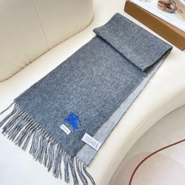 Burberry cashmere scarf, premium version, size 32x180cm