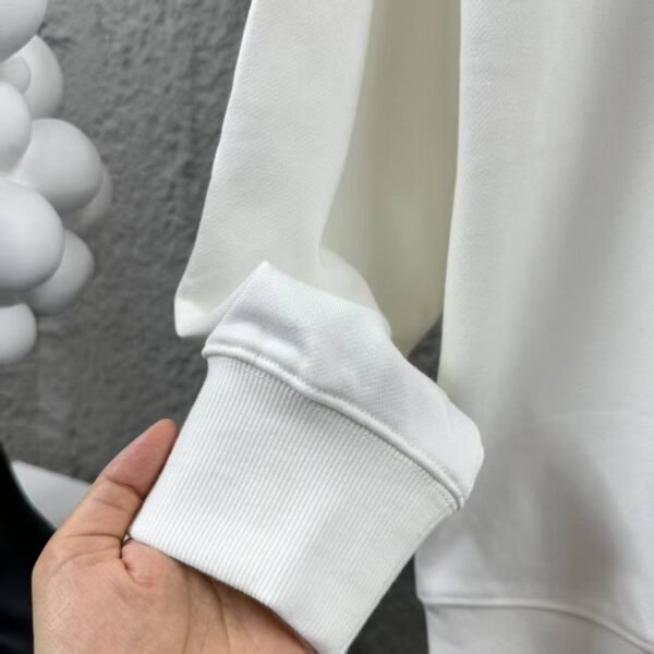 Maison Margiela round-neck knitted long-sleeved sweatshirt