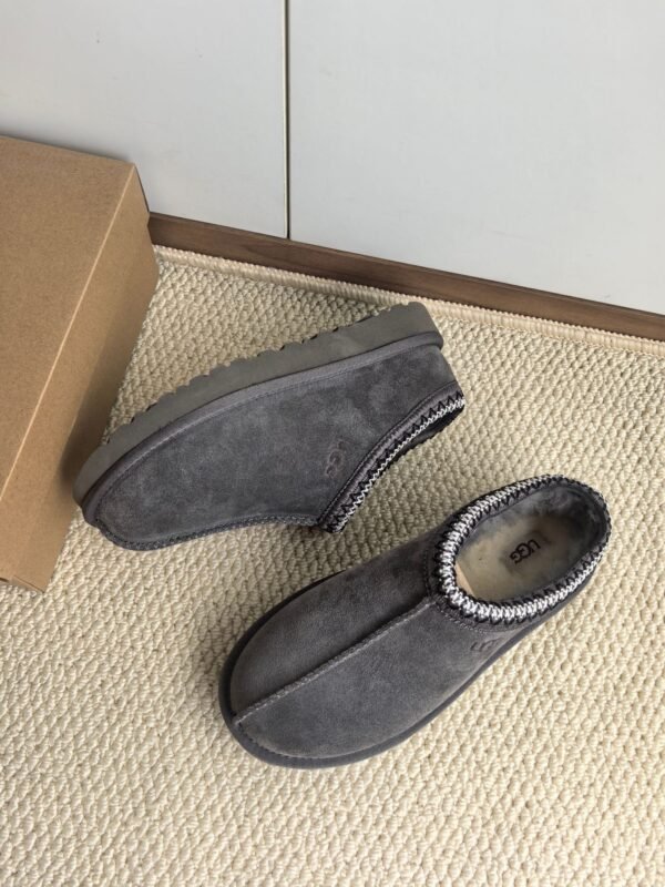 UGG ethnic style classic snow boots with genuine wool lining