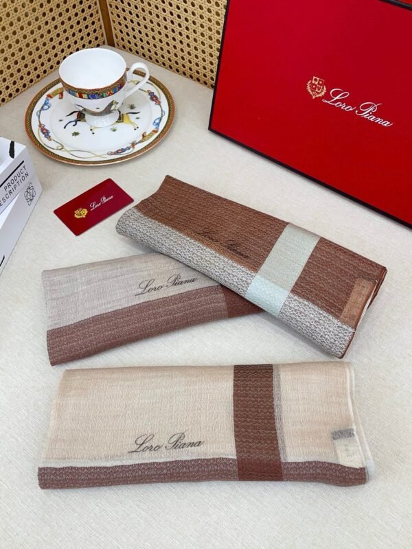 Loro Piana premium checkered scarf, 100% pure cashmere, size: 200x100cm