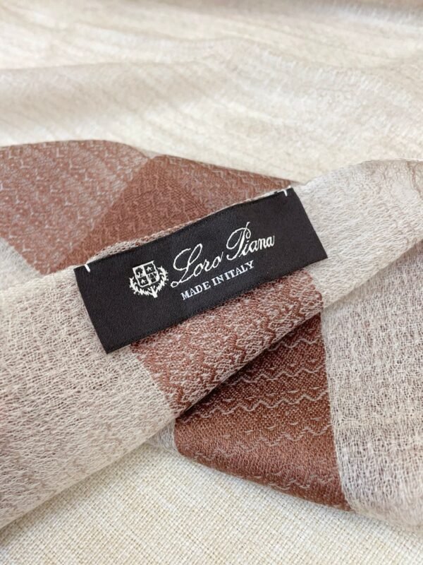 Loro Piana premium checkered scarf, 100% pure cashmere, size: 200x100cm