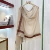 Loro Piana premium checkered scarf, 100% pure cashmere, size: 200x100cm