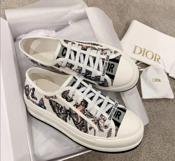 Dior Walk’n series butterfly embroidered thick-soled casual sneakers, heel height 4.5cm
