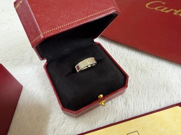 Cartier LOVE ring premium edition